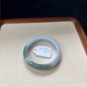 Elegant Jade Bangle Bracelet